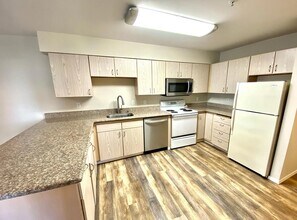 18210 73rd Ave NE in Kenmore, WA - Building Photo - Building Photo
