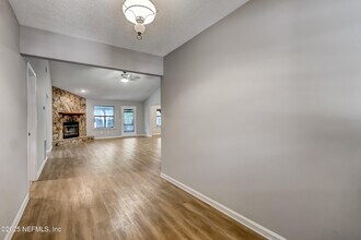 5254 Percheron Ct in Jacksonville, FL - Building Photo - Building Photo