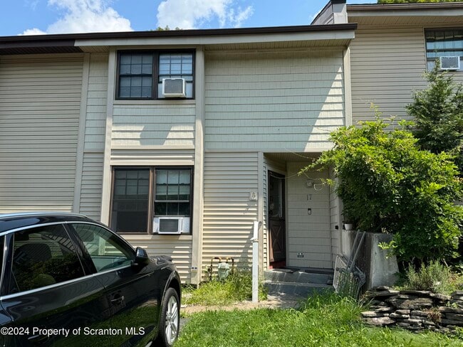property at 17 Hunts Ct