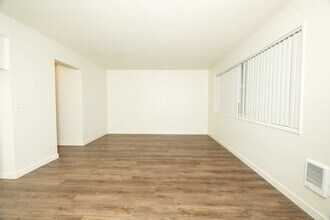 2027 NE Hancock St in Portland, OR - Building Photo - Building Photo