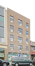 40-04 Forley St in Jackson Heights, NY - Foto de edificio - Building Photo