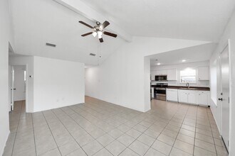 9918 Peachridge Dr in Houston, TX - Building Photo - Building Photo