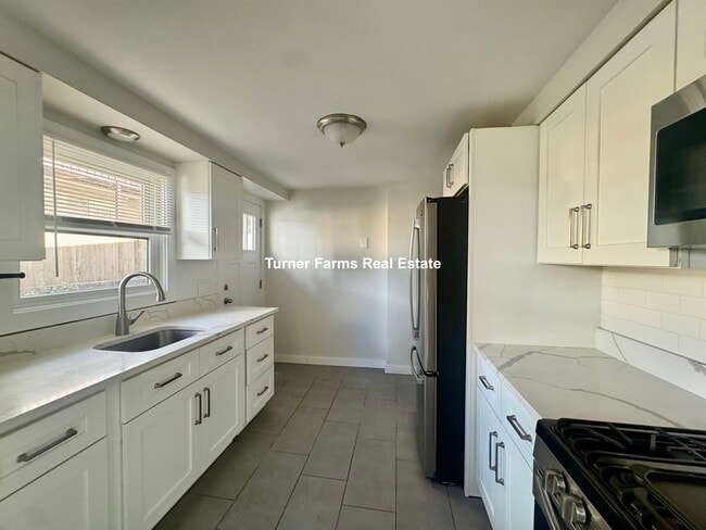 94 North St, Unit 1 in Somerville, MA - Building Photo - Building Photo