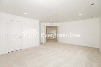 9312 W Happy Day Dr in Meridian, ID - Building Photo - Building Photo