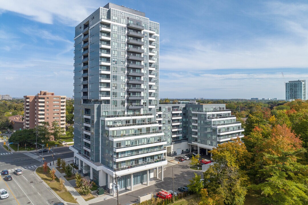 Wish Condos in Toronto, ON - Building Photo