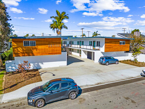 Ebtide in Costa Mesa, CA - Building Photo - Primary Photo