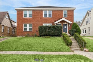 1937 W McKinney St in Houston, TX - Building Photo