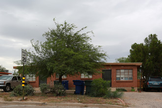 4732 E First St in Tucson, AZ - Building Photo - Floor Plan