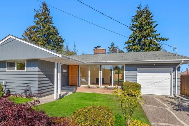 property at 2510 SW Portland Ct