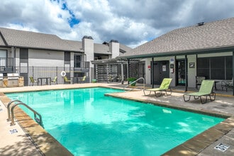 The Chandler in Grand Prairie, TX - Building Photo - Building Photo