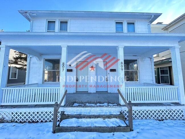 property at 807 W Ash St