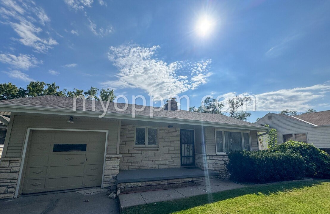 1825 N 48th Ave in Omaha, NE - Building Photo