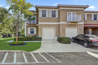 Boca Place in Boca Raton, FL - Building Photo - Building Photo