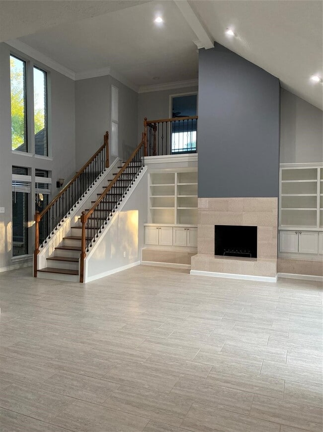 1622 Fall Valley Dr in Houston, TX - Foto de edificio - Building Photo