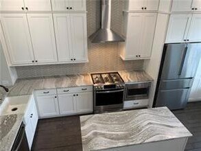 4201 Deming Cir in Atlanta, GA - Building Photo - Building Photo