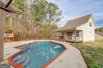 300 Briarwood Rd in Tyrone, GA - Building Photo - Building Photo