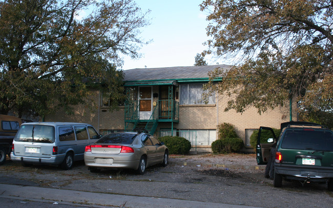 941-949 S Utica St in Denver, CO - Foto de edificio - Building Photo