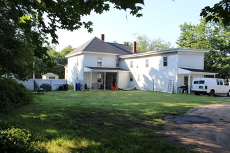 90 Central St in Hudson, NH - Building Photo - Other