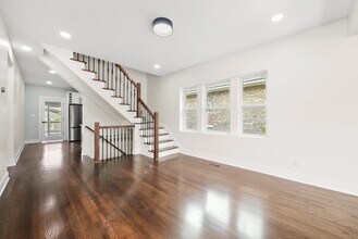 2822 N Keating Ave in Chicago, IL - Building Photo - Building Photo