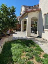 1164 Irvine St in Tracy, CA - Building Photo - Building Photo