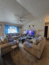 6613 W 5th St in Sioux Falls, SD - Building Photo - Building Photo