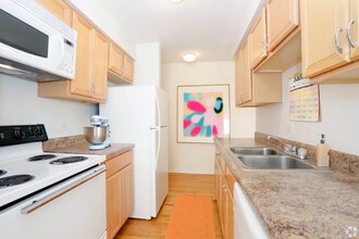 6725 N Sheridan Rd in Chicago, IL - Building Photo - Building Photo