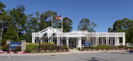 The Retreat at Union Pond in East Wareham, MA - Building Photo - Building Photo