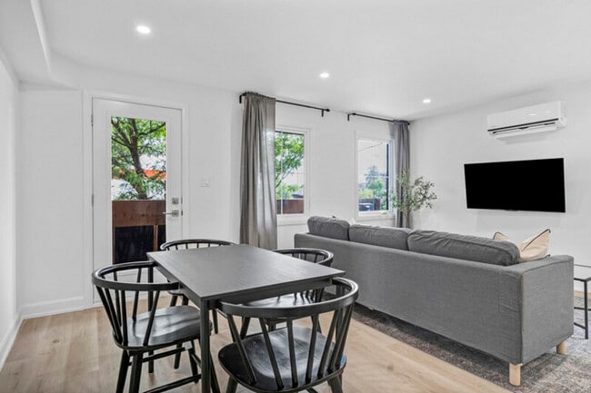 885 Somerset St W in Ottawa, ON - Building Photo - Building Photo