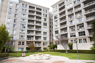 140 S Van Ness Ave, Unit 621 in San Francisco, CA - Building Photo