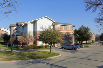 The Remington at Valley Ranch in Irving, TX - Foto de edificio - Building Photo