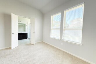 913 Centerra Hills Cir in Round Rock, TX - Building Photo - Building Photo