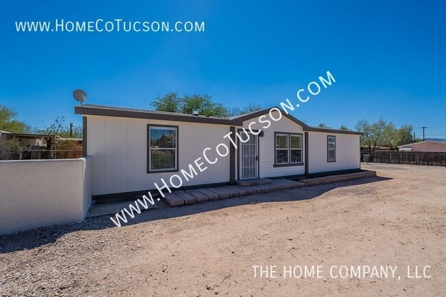 property at 2628 N Fontana Ave