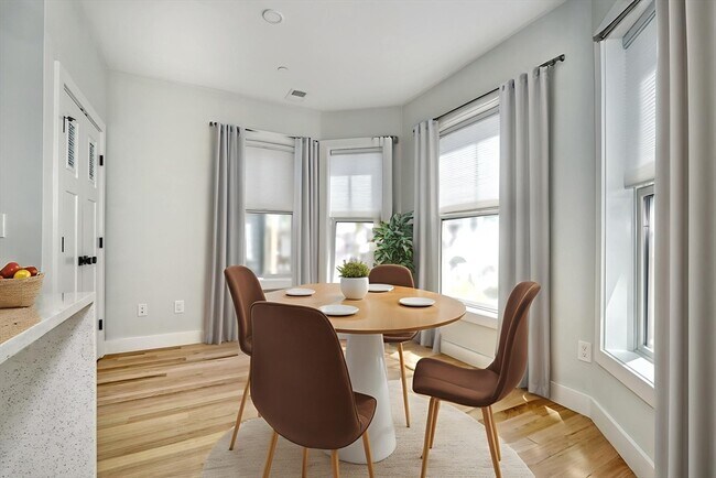 214 Havre St in Boston, MA - Building Photo - Building Photo