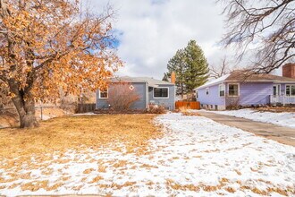 2500 S Marion St in Denver, CO - Building Photo - Building Photo