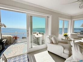 41 Hillside Ave in Milford, CT - Building Photo