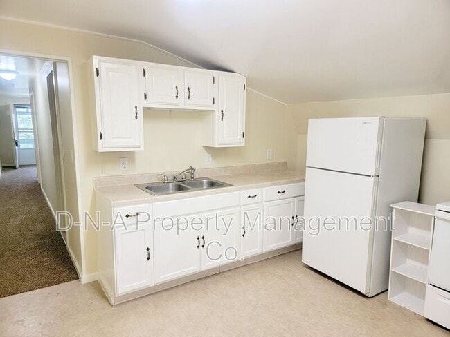 122 Maggie Way in Effort, PA - Building Photo - Building Photo