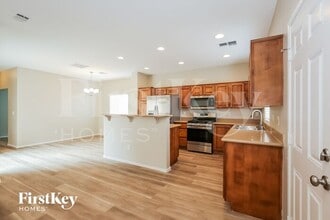 6124 Puesta Del Sol St in North Las Vegas, NV - Building Photo - Building Photo