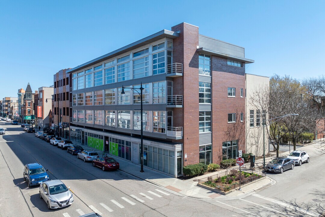 1849-1859 W North Ave in Chicago, IL - Building Photo