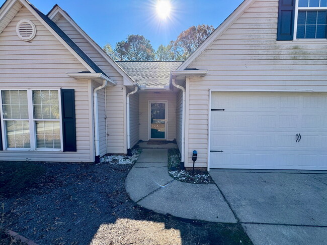 319 Wild Wing Way in Easley, SC - Building Photo - Building Photo