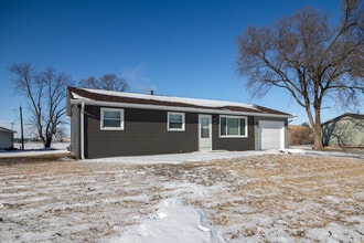 8704 Indigo Ln in Machesney Park, IL - Building Photo - Building Photo