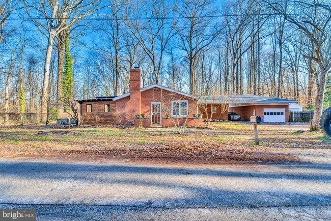 property at 2482 Lee St