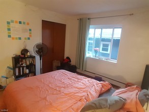 425 S Huntington Ave-Unit -Apt 9 in Boston, MA - Building Photo - Building Photo