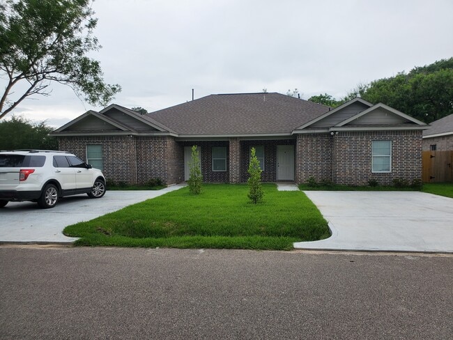 property at 13660 Del Papa St