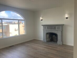 409 Orange Ave, Unit Charming Unit with Views in South San Francisco, CA - Building Photo - Building Photo