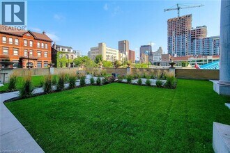 135 James St S in Hamilton, ON - Building Photo - Building Photo