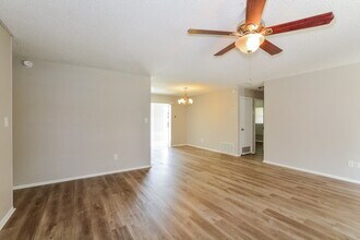 10945 Tangora St in Orlando, FL - Building Photo - Building Photo