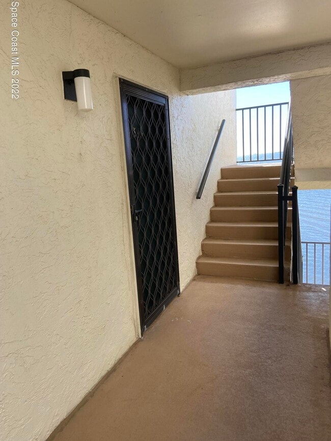 2469 S Washington Ave in Titusville, FL - Building Photo - Building Photo