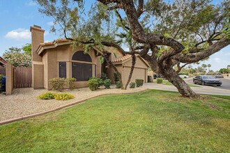 15852 N 50th St in Scottsdale, AZ - Building Photo - Building Photo