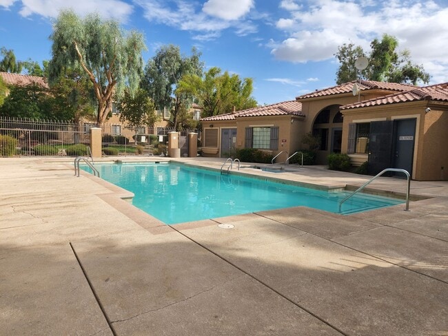 2181 Hussium Hills St in Las Vegas, NV - Building Photo - Building Photo