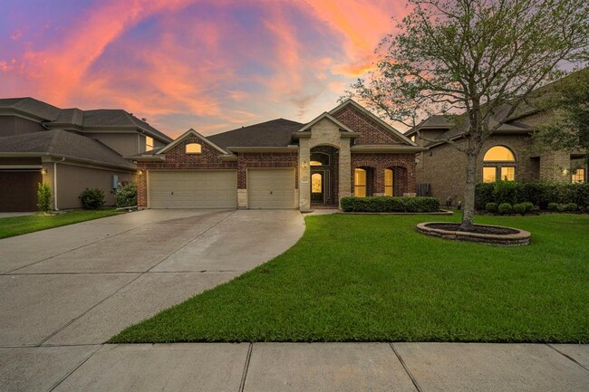 property at 4711 Salinas Ln